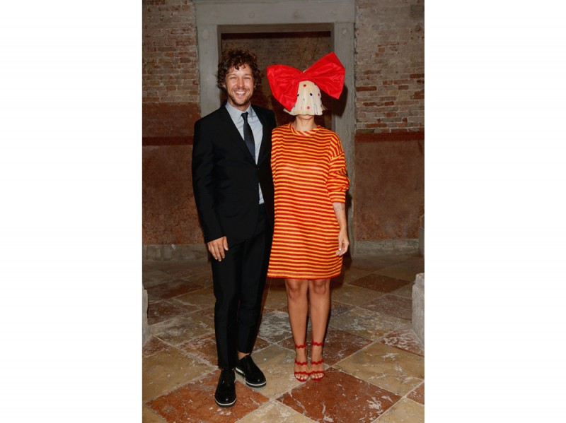 erik-anders-lang-sia-miu-miu-venezia