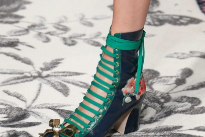 gucci-pe-2016-scarpa-stringa