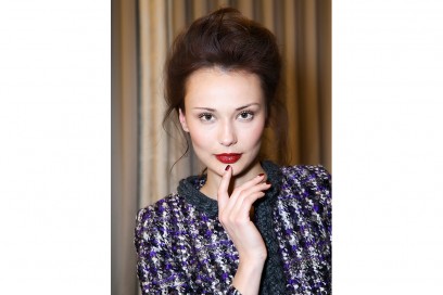 manicure-unghie-dark-autunno-inverno-2015-2016-sfilata-Paul-Costello