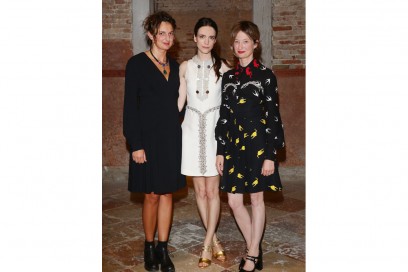 stacy-martin-sorelle-rorhwacher-miu-miu-venezia