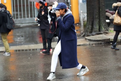 tamu mcpherson cappotto blu sneakers