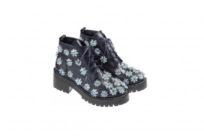 Anouki_FW15_shoes_boots_dark-blue_Dark-Blue-Ankle-Boots-With-Crystals_640x960_v5_424323924