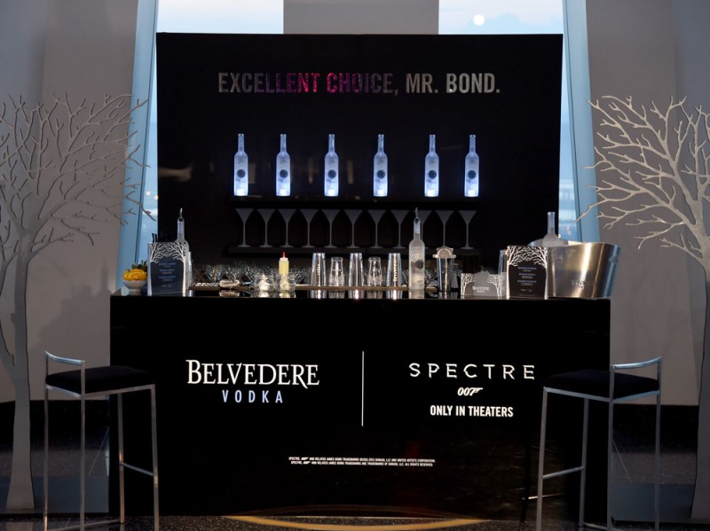Belvedere-SPECTRE-007-martini-bar-atmosphere_photo-by-Getty-Images