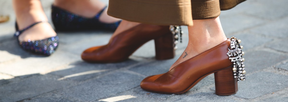 DESKTOP_embellished_shoes