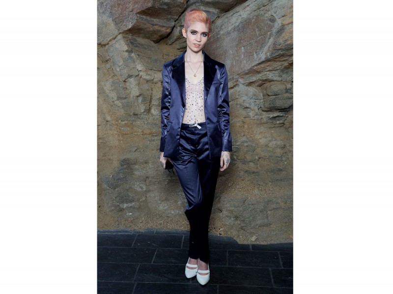 Grimes-Louis-Vuitton-Cruise-2016