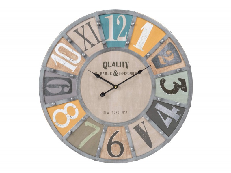 Orologio con rivetti in metallo e legno