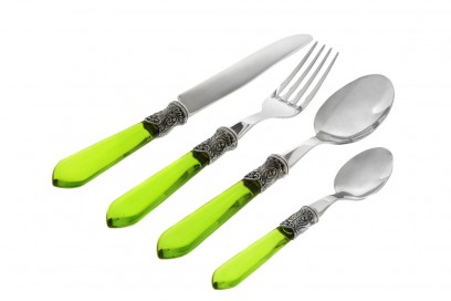 Set di posate con manico in plastica