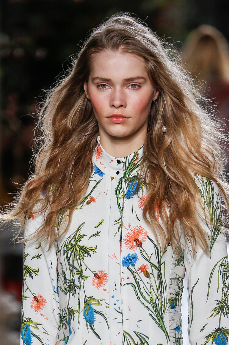 Topshop-Unique_ful_W_F15_LO_018