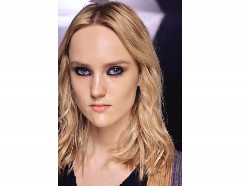 come-fare-contouring-viso-sfilata-versace