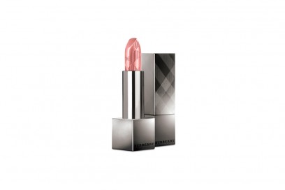 rose-quartz-pantone-spring-2016-make-up-burberry-kiss-english-rose
