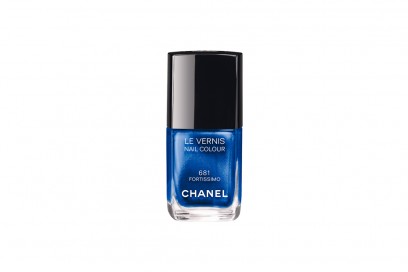 smalti-unghie-colori-autunno-2015-Chanel-Blue-Rhythm-Le-Vernis-681-Fortissimo