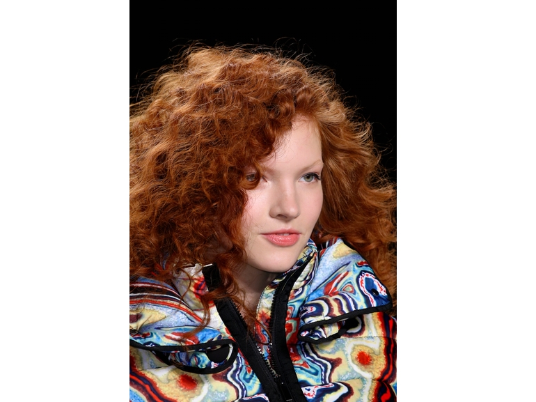 tagli-capelli-tendenze-autunno-inverno-2015-2016-sfilata-Desigual