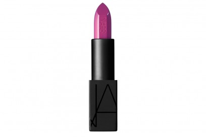 Ariana-grande-make-up-nars-audacious-lipstick-Silvia