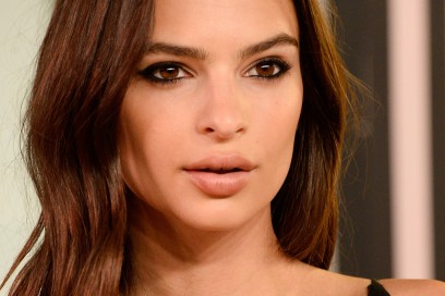Emily-Ratajkowski-make-up-capelli-6