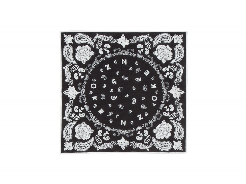 Foulard-Kenzo_web