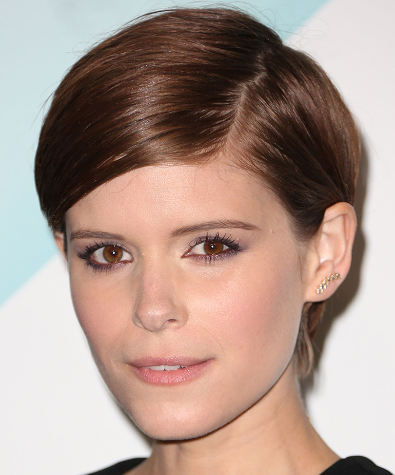 Kate Mara Capelli Corti