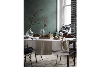 Il verde bottiglia proposto sulle pareti da H&M Home