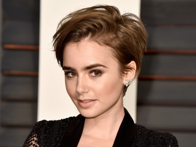 Lily-collins-capelli-corti