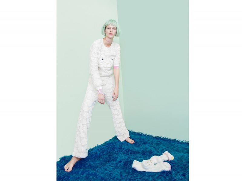 Lookbook-sleepwear-Oysho-by-Ernesto-Artillo–(1)