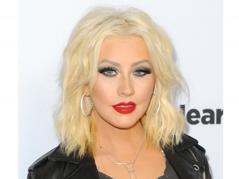 christina-aguilera-capelli-medi-bob