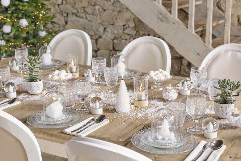 Bianco Natale: decorazioni total white per le feste