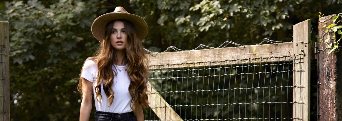 cover-negin-mirsalehi-capelli-le-acconciature-desktop