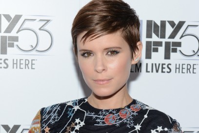 kate-mara-capelli-corti