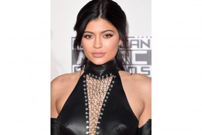 kylie-jenner-american-music-awards-2015