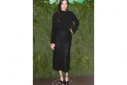 liv-tyler-olycom-scarpe-valentino