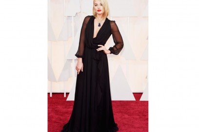 margot-robbie-longdress-saint-laurent