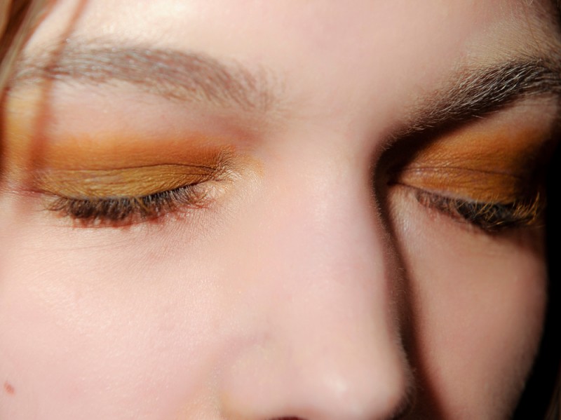 trucco-occhi-smokey-eyes-sfilata-Uma-Wang