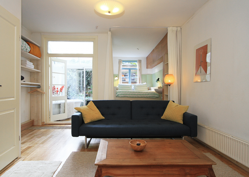 Amsterdam Airbnb: Luxurious spacious suite Jordaan