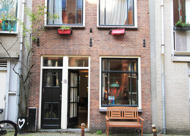 Amsterdam Airbnb: Luxurious spacious suite Jordaan