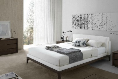 Double bed / contemporary / by Ferruccio Laviani / upholstered