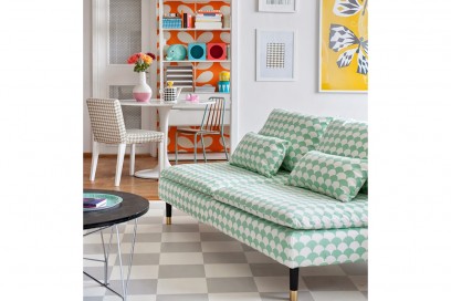 Un divano IKEA rivestito da Bemz