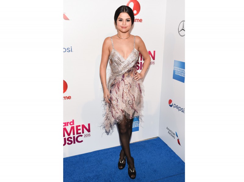 selena-gomez-minidress