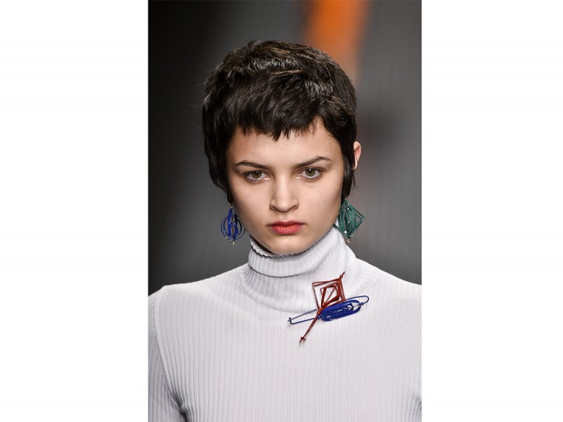 tagli-capelli-2016-sfilata-MSGM