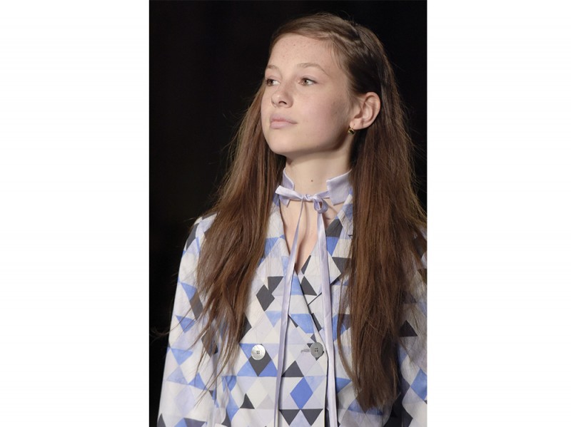 tagli-capelli-primavera-estate-2016-sfilata-Arthur-Arbesser