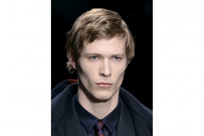 tagli-capelli-uomo-riga-laterale-autunno-inverno-2015-sfilata-Fendi