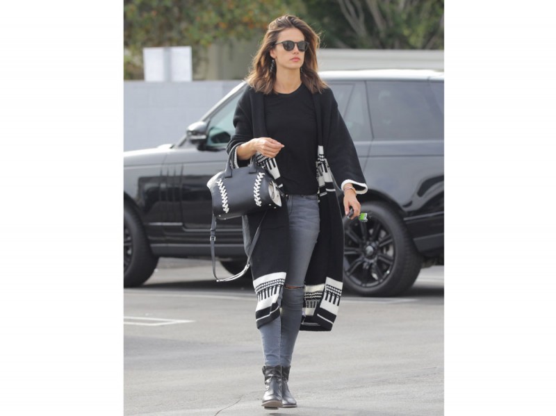 Alessandra Ambrosio Mini Cape Intreccio Bag Tod’s