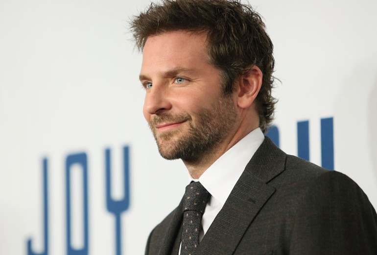 Bradley Cooper: «Chi vuole danzare con me?»