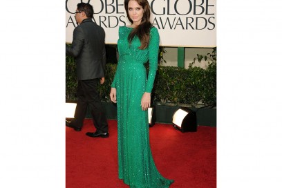 angelina-jolie-golden-globes-green