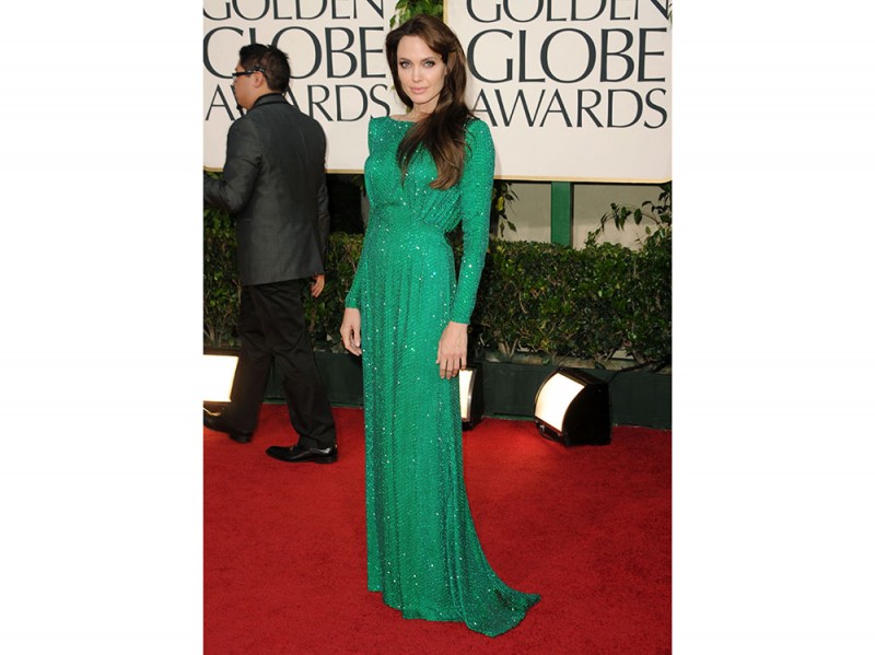 angelina-jolie-golden-globes-green