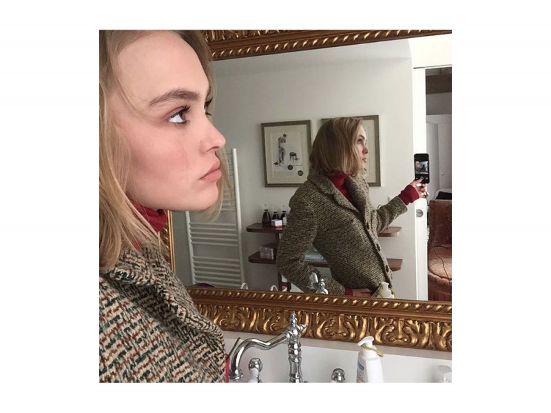 lily-rose-instagram-coat