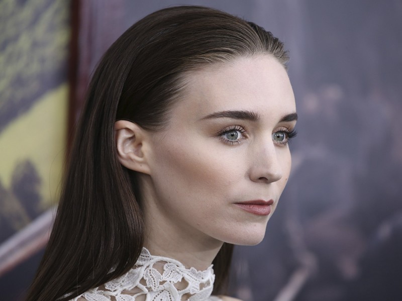 rooney-mara-make-up-4