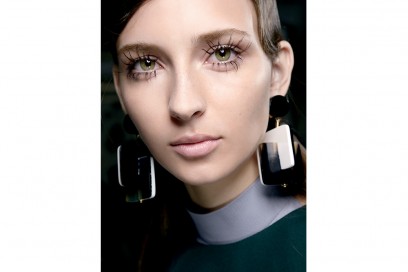 trucco-occhi-tendenze-primavera-estate-2016-mac-cosmetics-marni