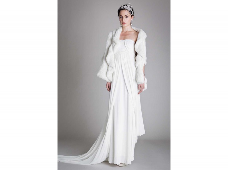 007-MIRAGE-DRESS_JOIE-WRAP_BEATRICE-TIARA_0