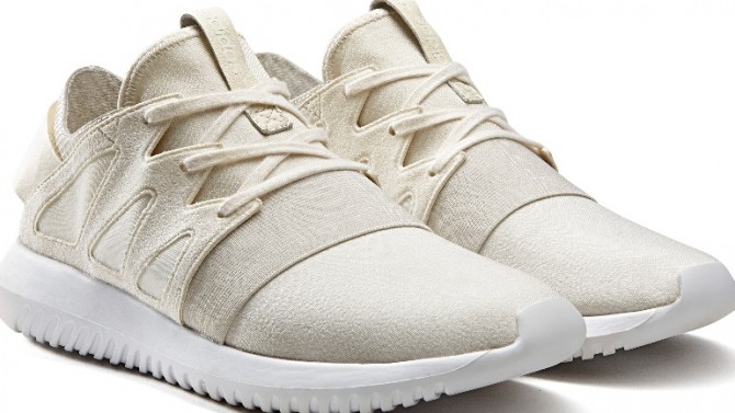 women's adidas advantage stripes sneakers