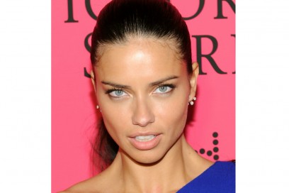 Adriana Lima Make Up 3