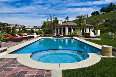 Justin Bieber New Home / source: pbc